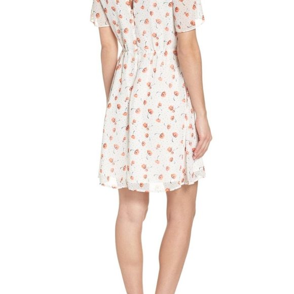 19 Cooper Floral Dress - Picture 2 of 9